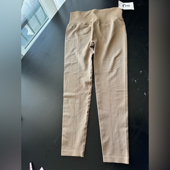 Zyia Taupe Firm & Free Seamless Leggings XL NWT - Picture 5 of 6